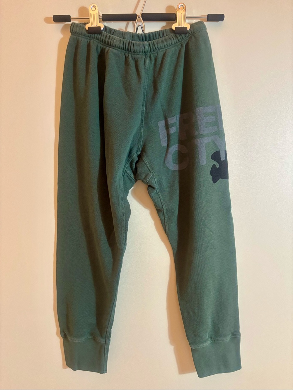 FreeCity Y2K Vintage/Early-Era LIFE NATURE LOVE lounge Sweatpants Green XS